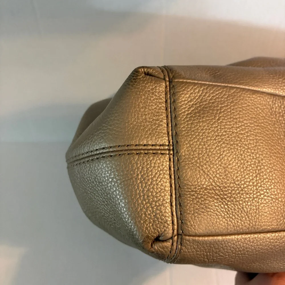 Coach Lexy Platinum Triple Compartment Shoulder Bag Purse Gold Hardware - Picture 7 of 16